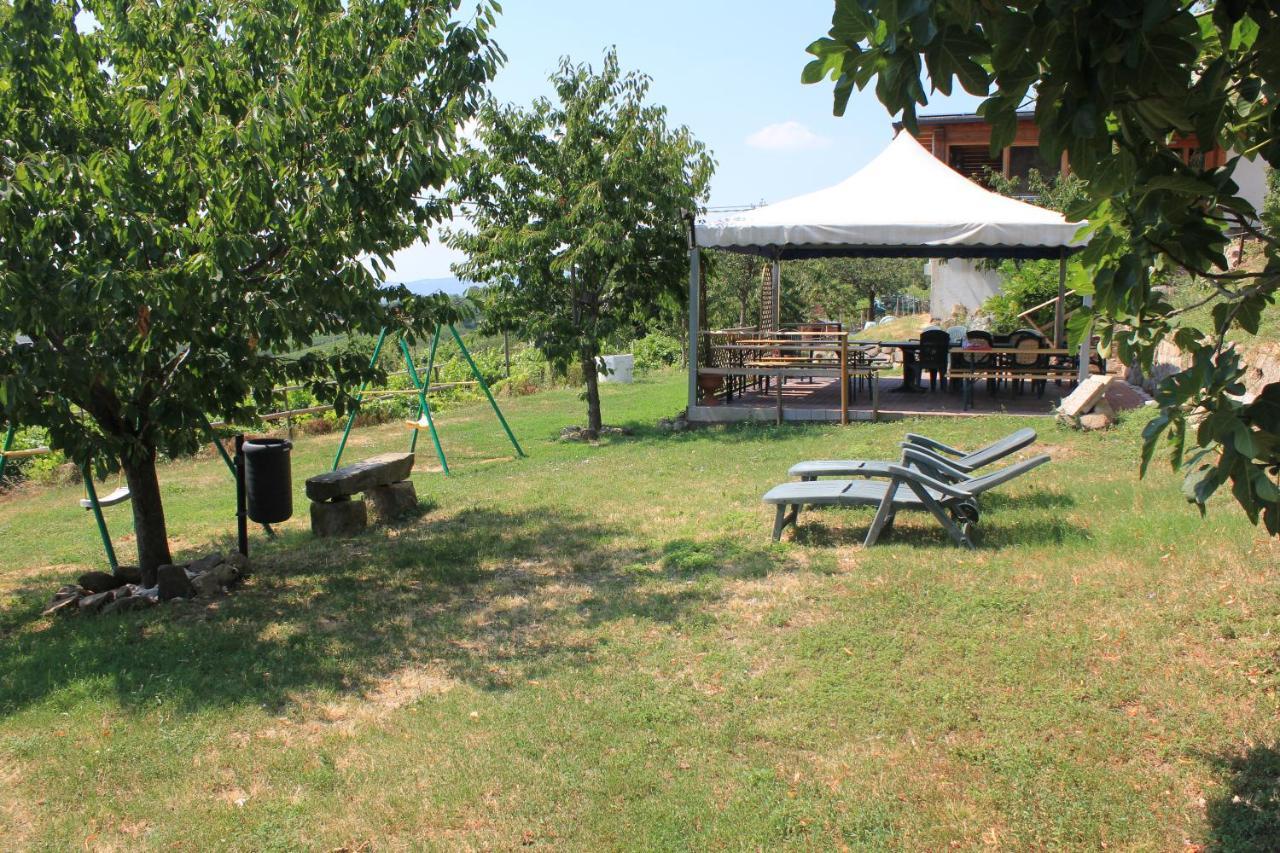Agriturismo La Roccia Villa Vo Exteriör bild